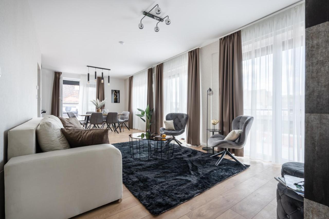 The Rose Garden Budapest Apartments Екстер'єр фото