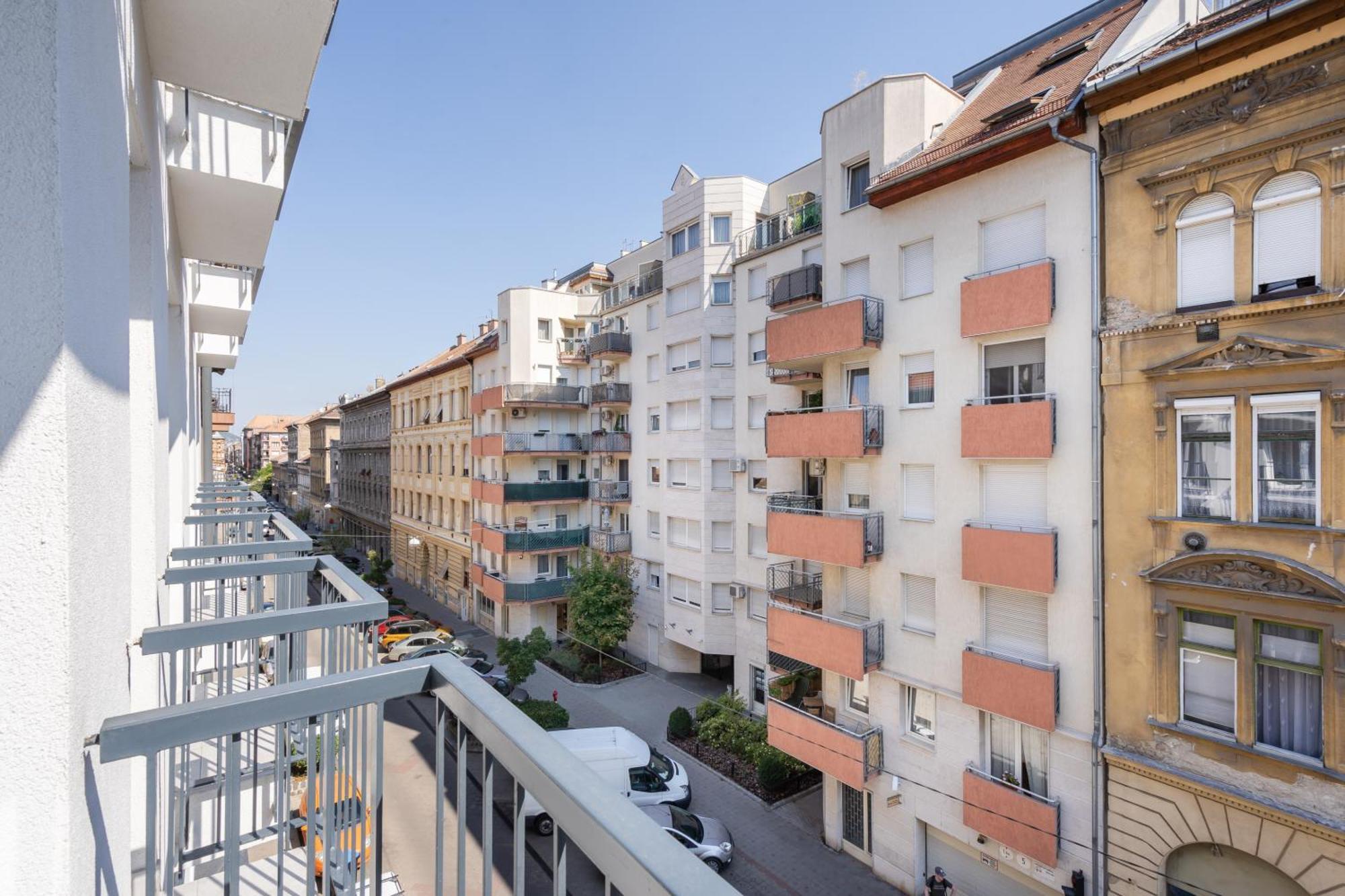 The Rose Garden Budapest Apartments Екстер'єр фото